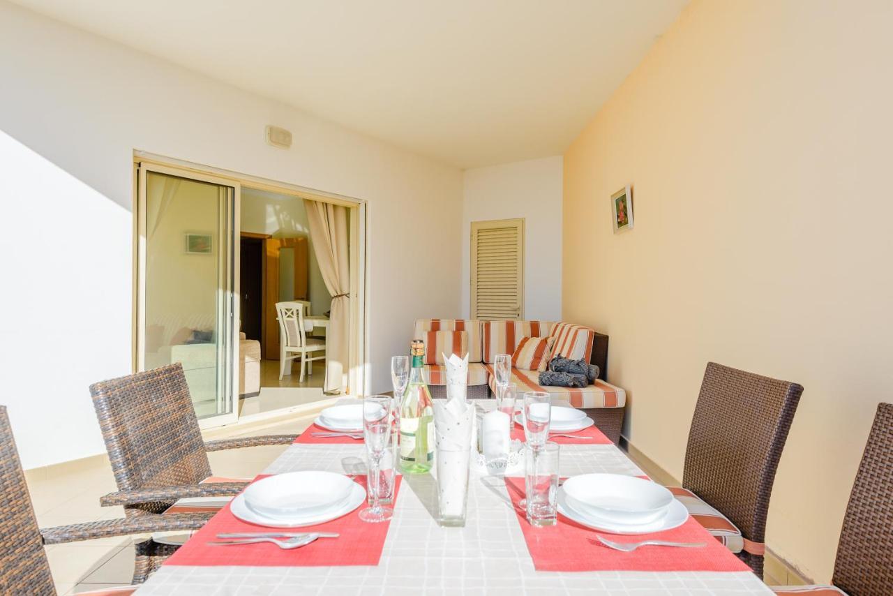 Bnb Homes Ocean View Apartment With Huge Sunny Terrace, 2 Swimming Pools & Tennis Court Albufeira Exteriér fotografie