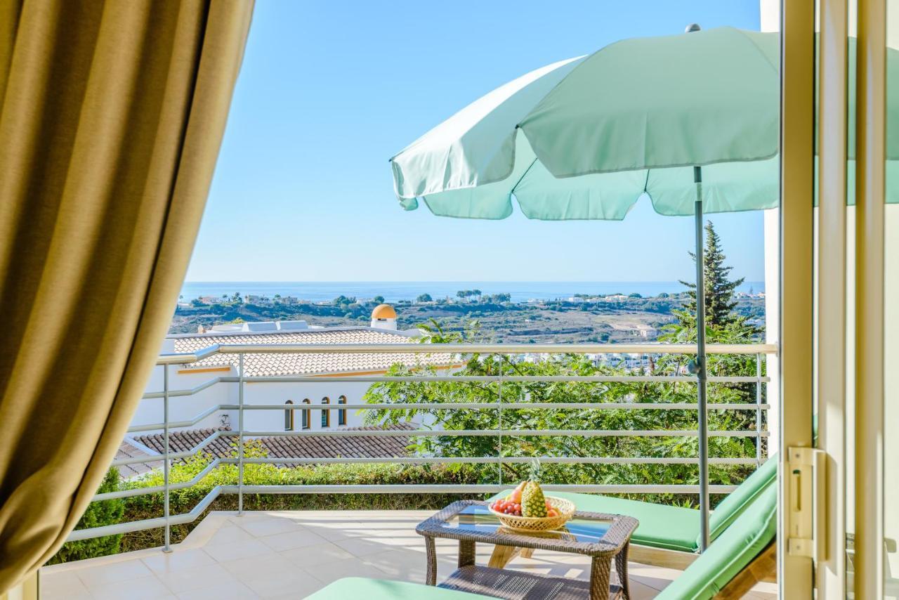 Bnb Homes Ocean View Apartment With Huge Sunny Terrace, 2 Swimming Pools & Tennis Court Albufeira Exteriér fotografie