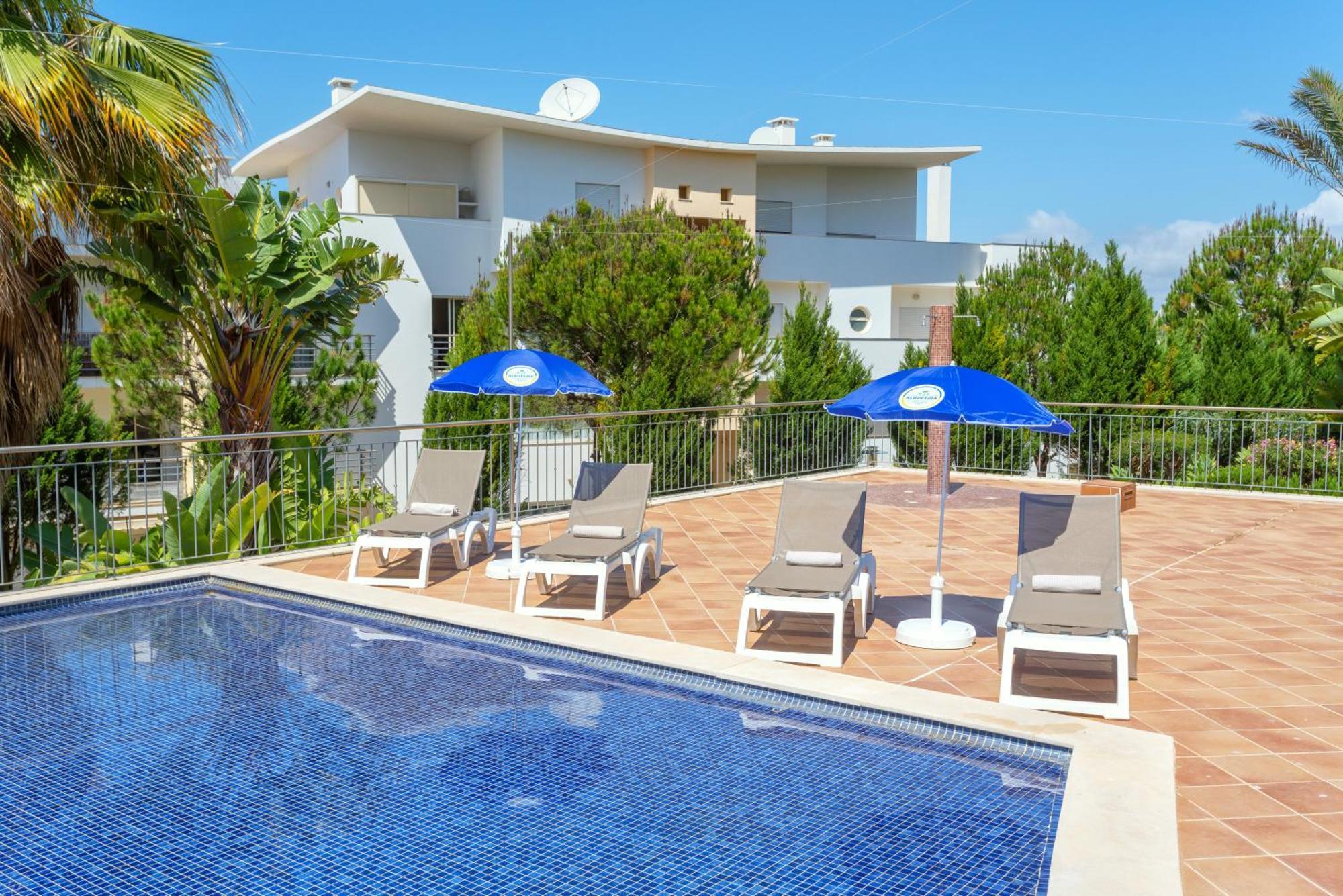 Bnb Homes Ocean View Apartment With Huge Sunny Terrace, 2 Swimming Pools & Tennis Court Albufeira Exteriér fotografie